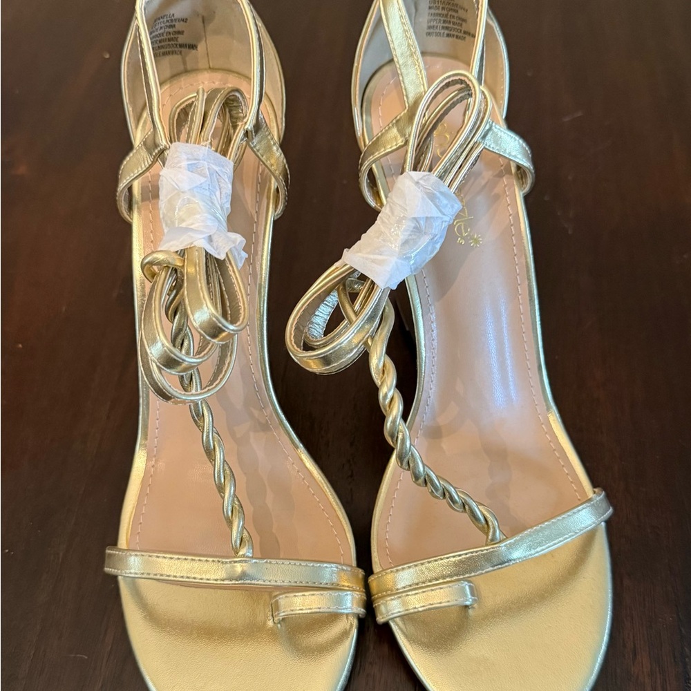 Shoe Dazzle Gold Strappy Heels
